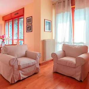 https://italianway-tolstoi-1.italymilanhotels.net